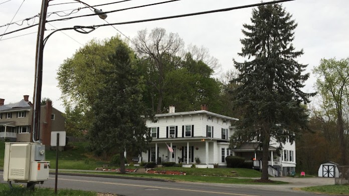 Clayton House (InterCommunity Health Care - Residential 3.1 ASAM level of care)